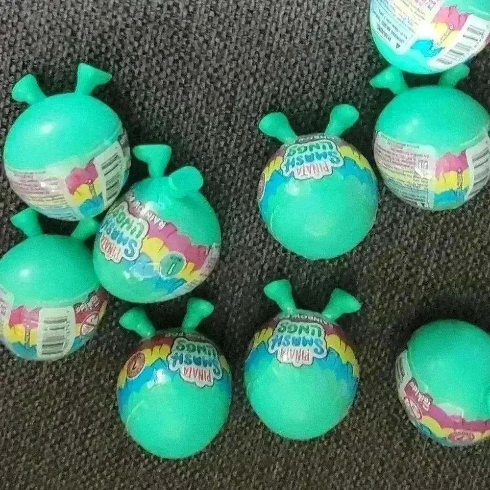 PINATA SMASHLINGS FIGURES 2 PACK BLIND POD- STYLES VARY, TWO SUPPLIED AT RANDOM - Picture 4 of 6